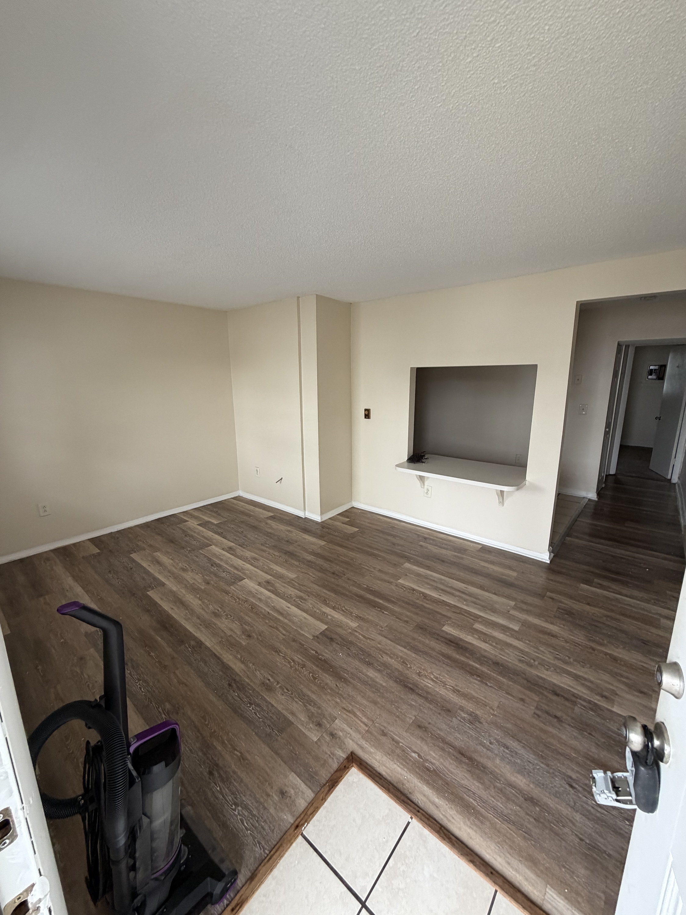 123 W. 7th Ave Apartment 2