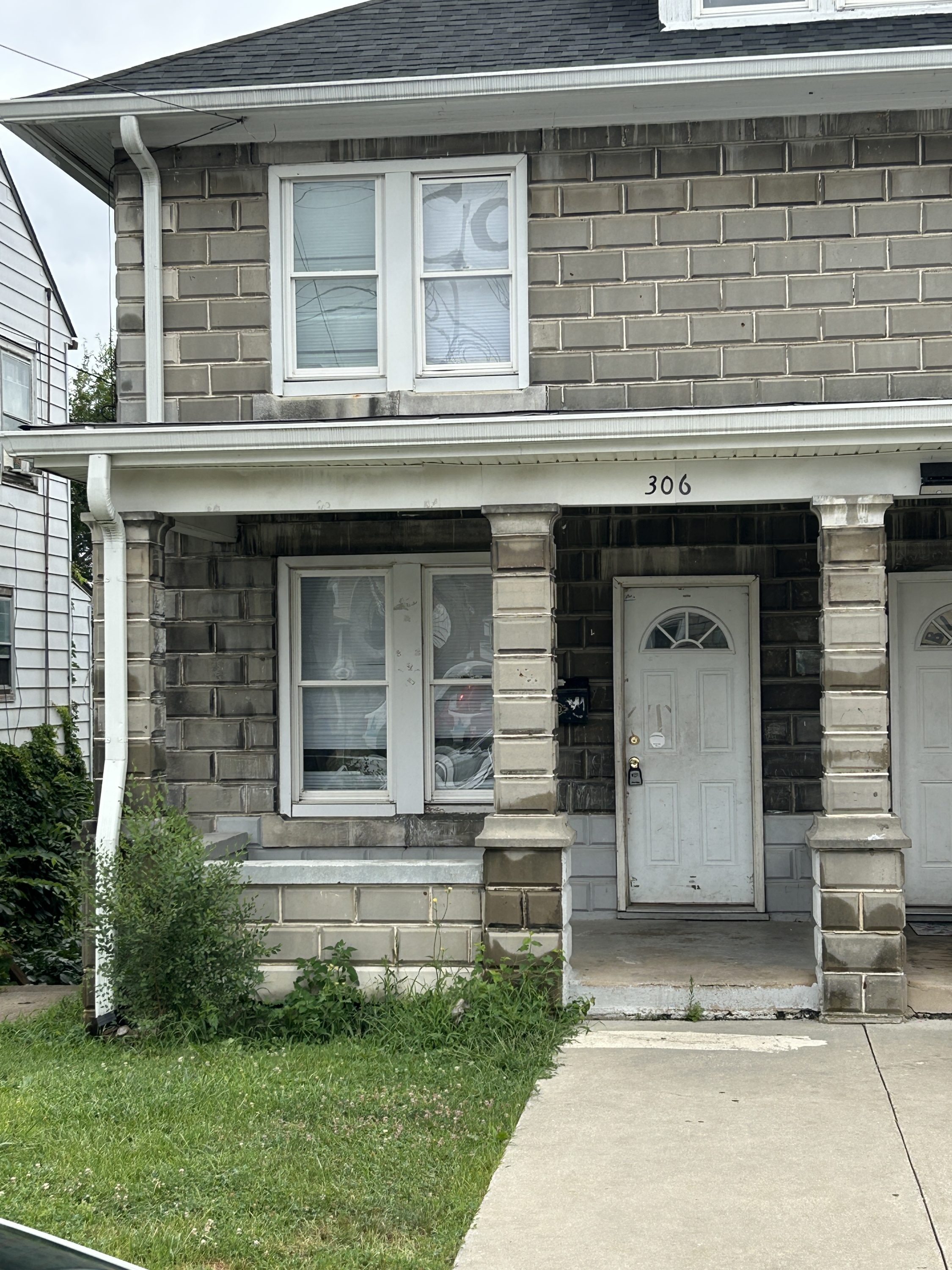 306 S. Rosemont Avenue
