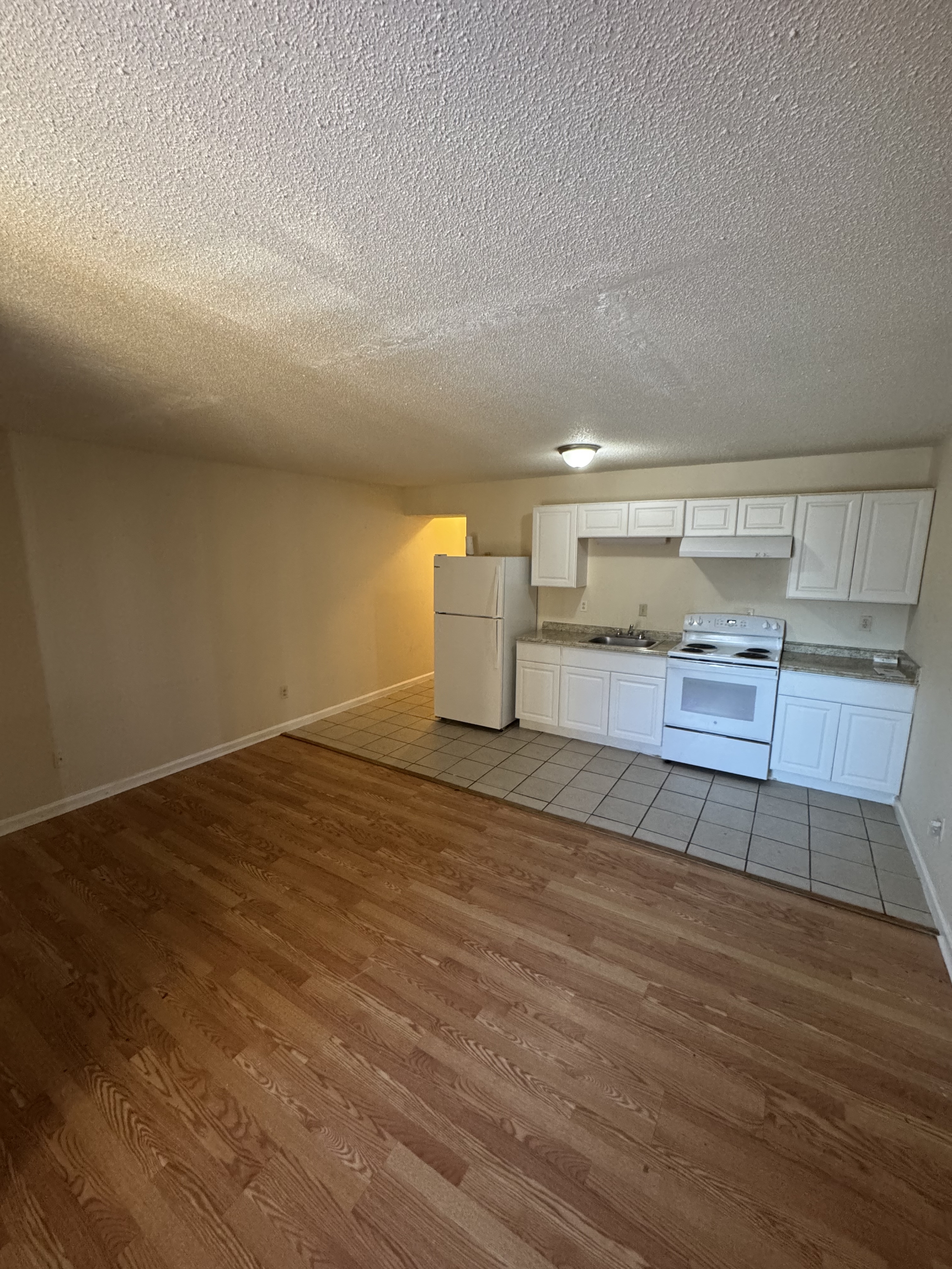 318 E 5th Ave 6 Galaxy - 1