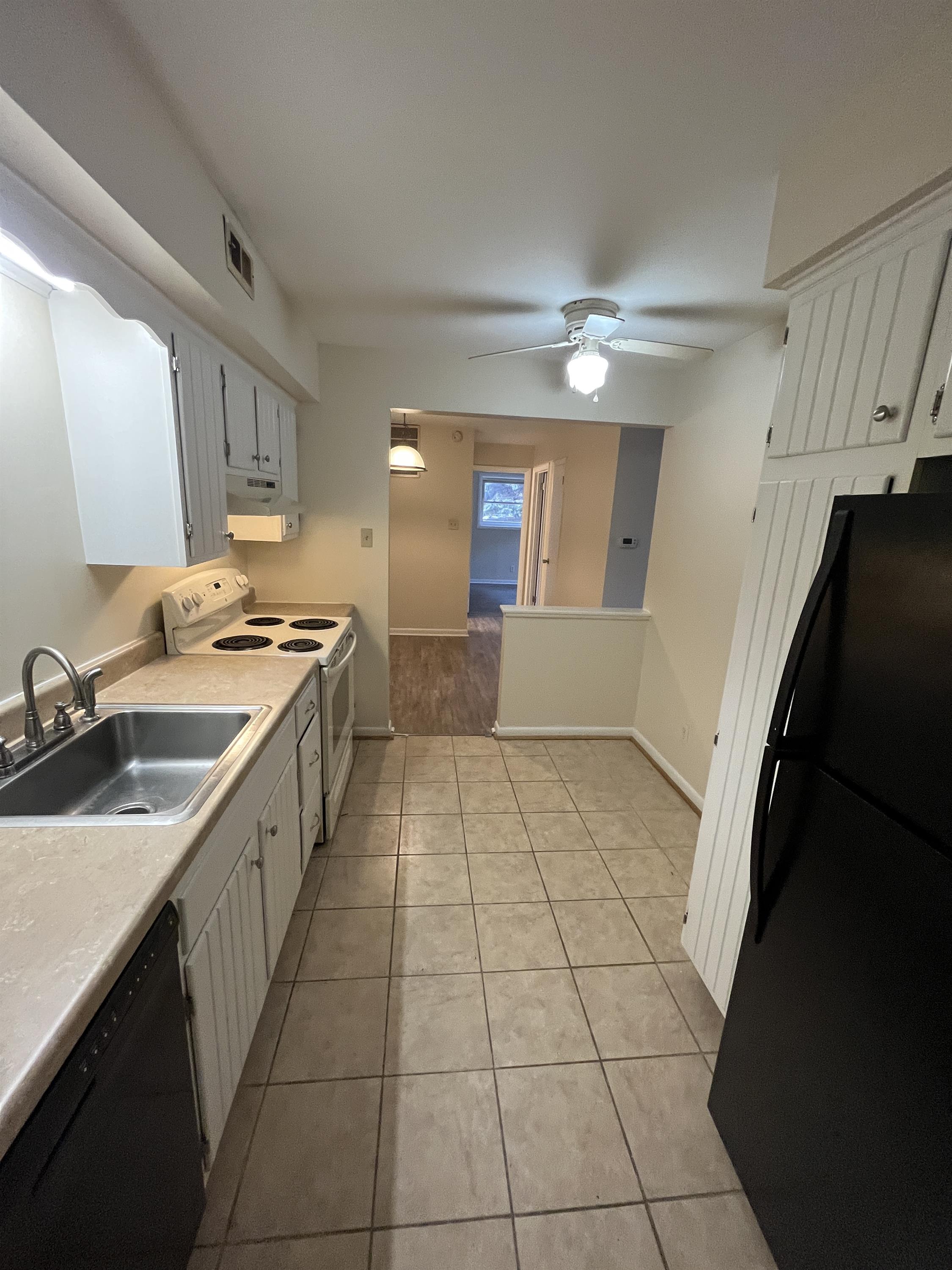 101 N. Edgewood Apt 3