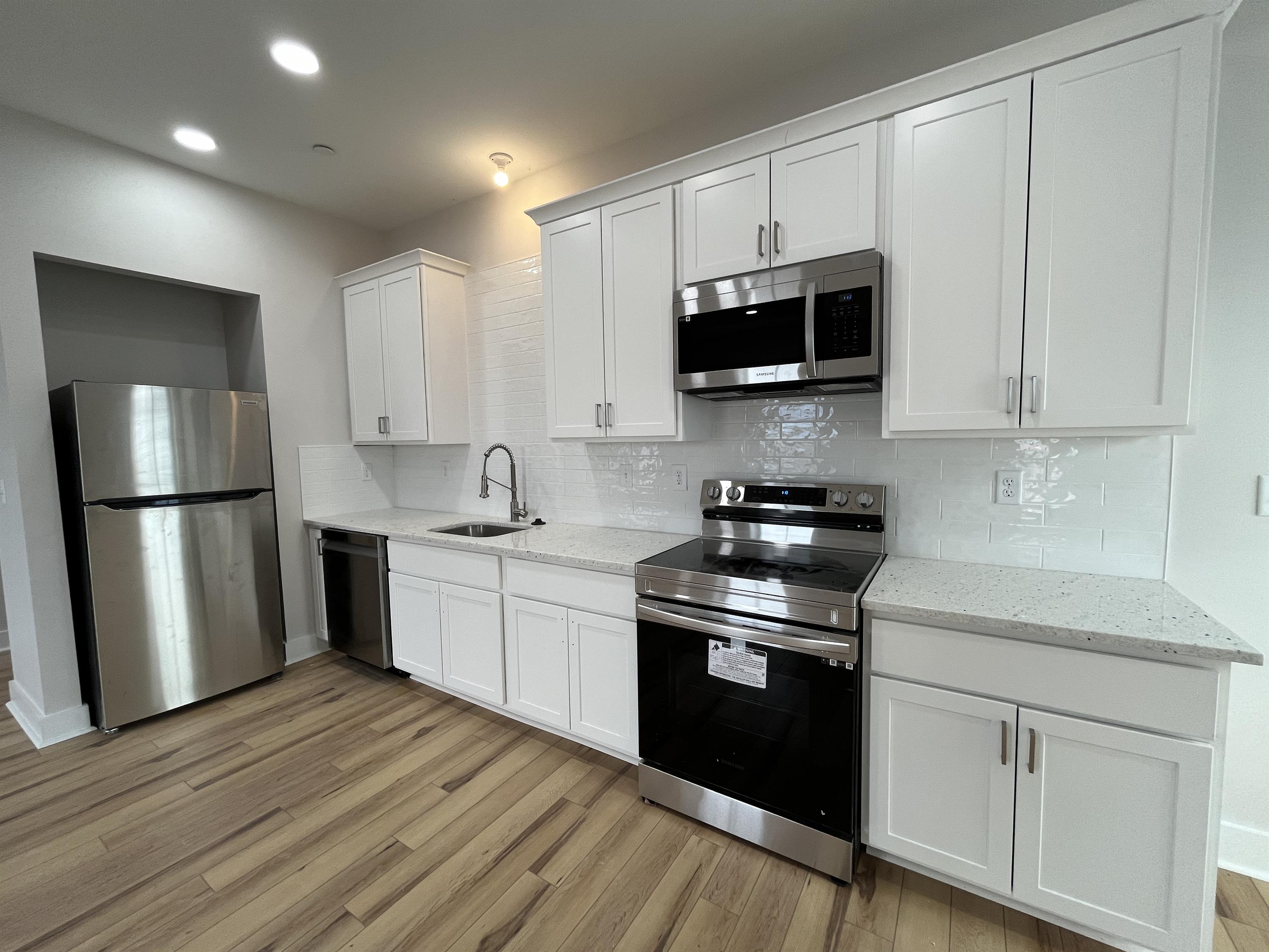 515 East Washington Street - Unit 4 - 4